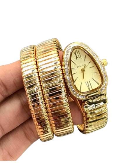 iShopping - Charming Closet Snake Style Chain Women Watch-Golden