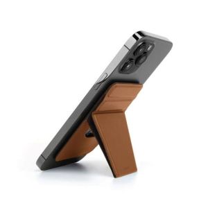 Uniq Lyft Magnetic Phone Stand and Card Holder Brown