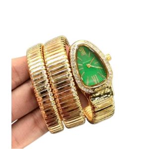 Charming Closet Snake Style Chain Women Watch-Green